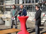 OB Dr. Bernd Wiegandt hält seine Rede